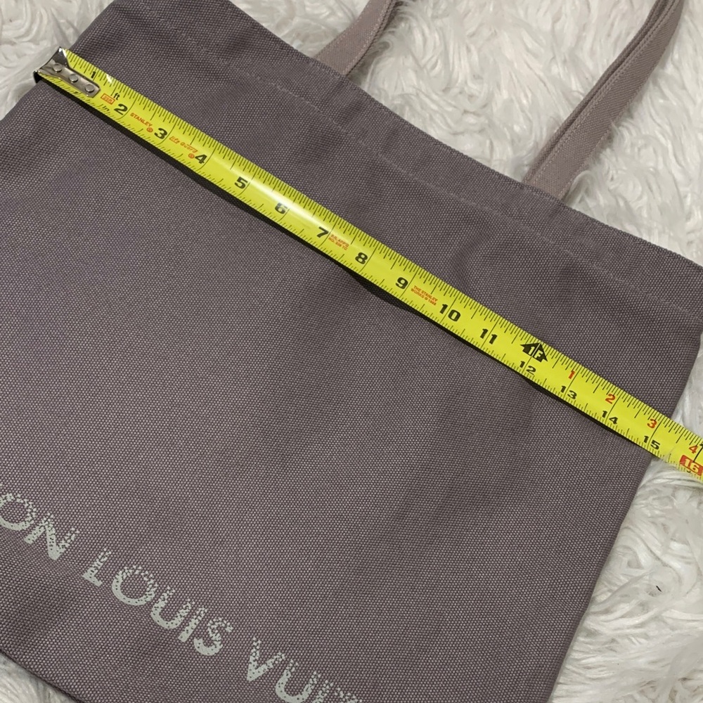 LOUIS Vuitton Taupe Canvas Tote - Picture 10 of 13